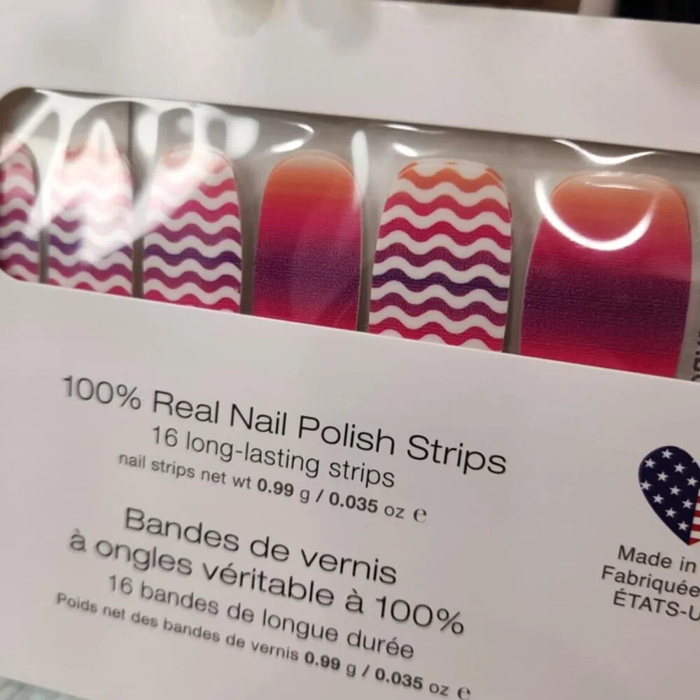 Color Street Pink Press On Nail Design